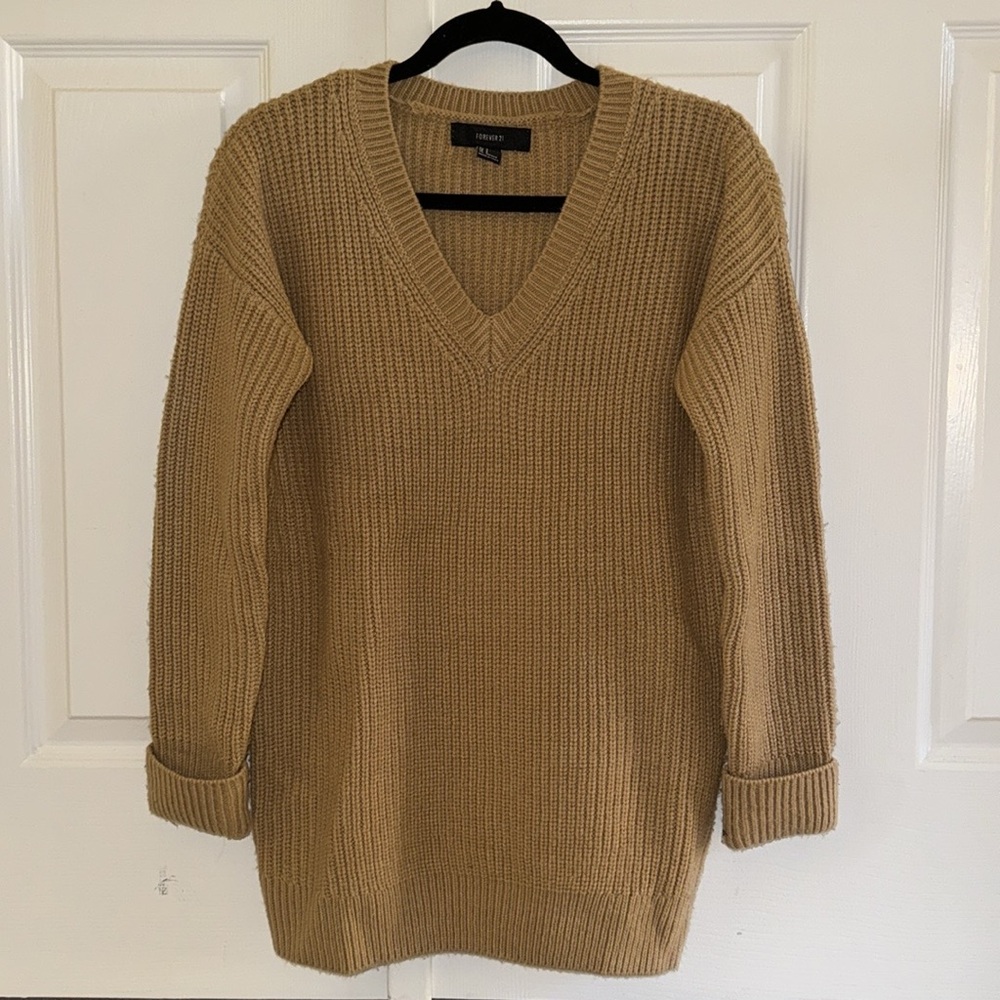 NWOT Forever 21 Camel Oversized Knit V-Neck Sweater